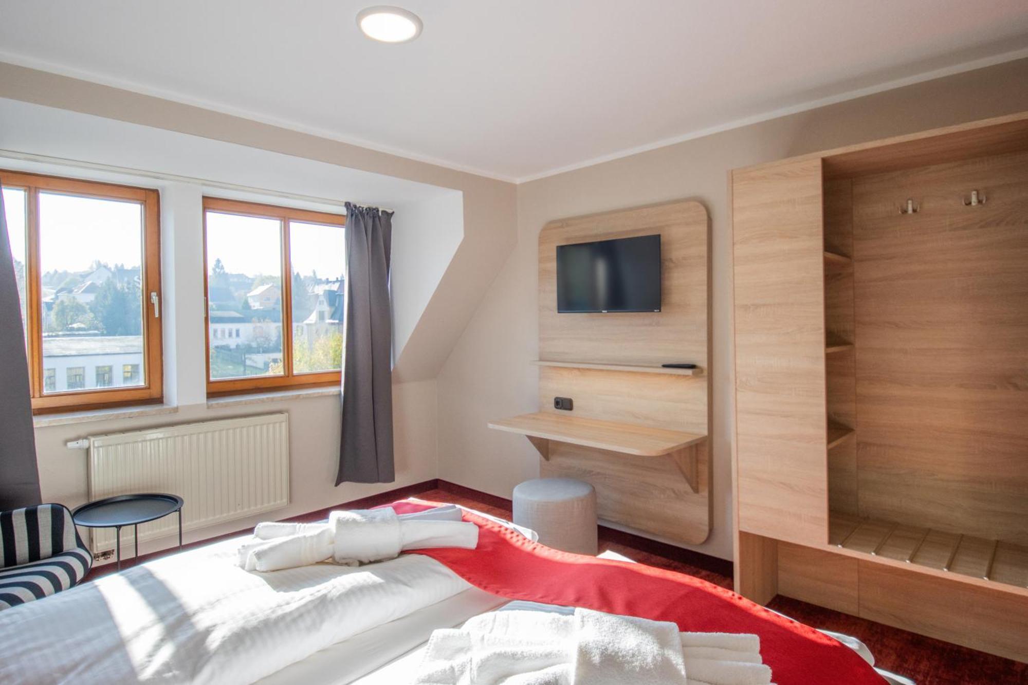 Hotel Lengenfelder Hof Lengenfeld  Eksteriør bilde